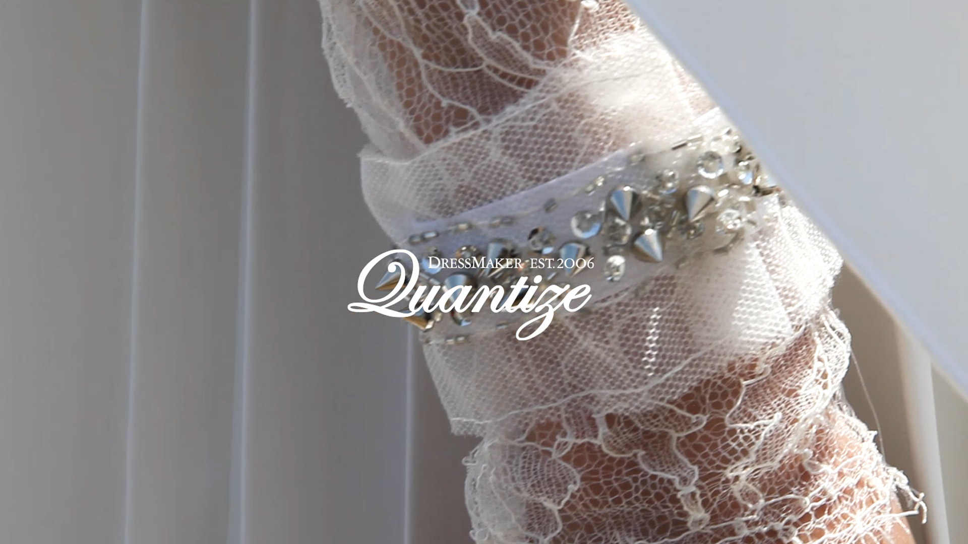 福岡のオーダーメイドドレスブランド【Quantize-クォンタイズ-】